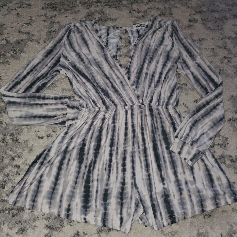 Audrey 3 + 1 Tie Dye Log Sleeve Romper || Medium